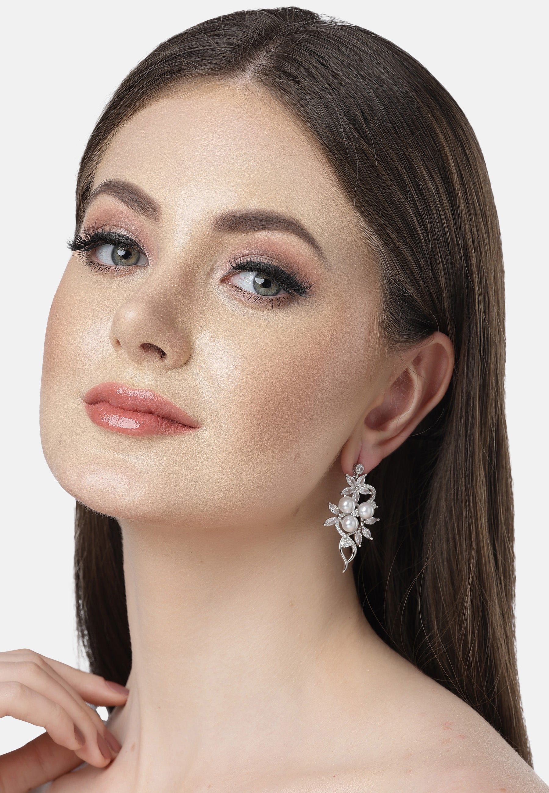 Zirconia Fashionable Floral Earrings