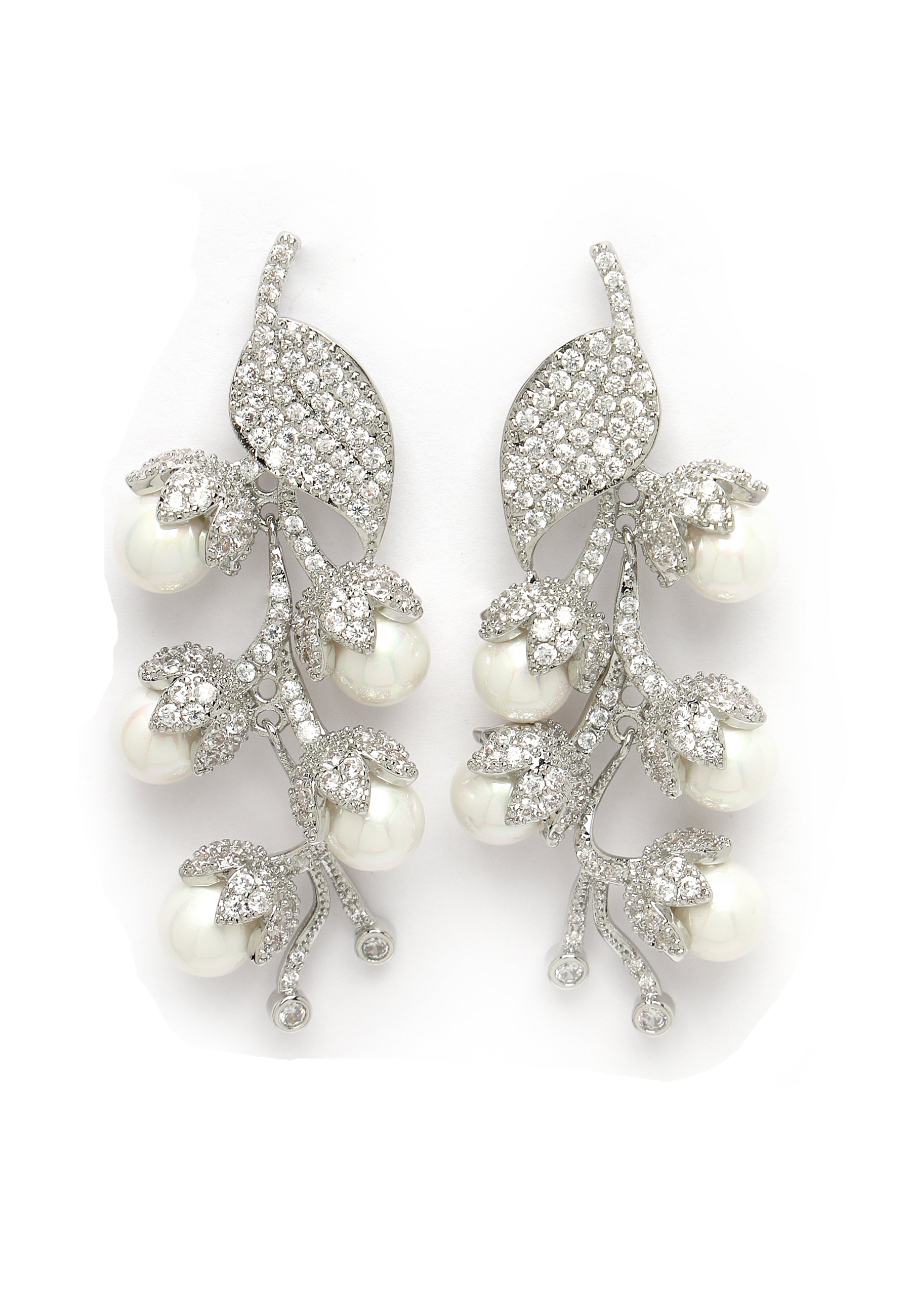 Boucles d'oreilles en grappe de feuilles de zircone cubique