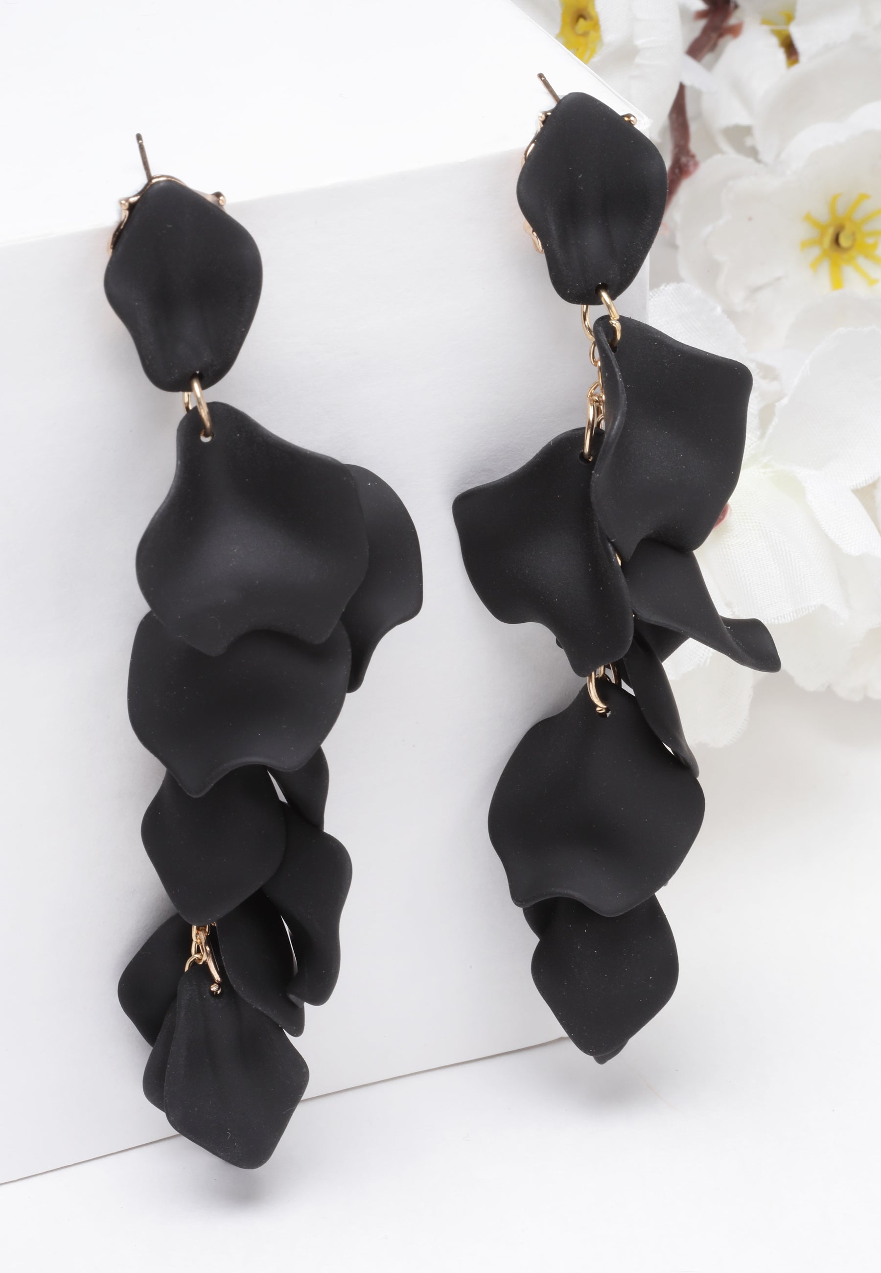 Earrings Dunglers Múnlaithe Peitil Black Rose