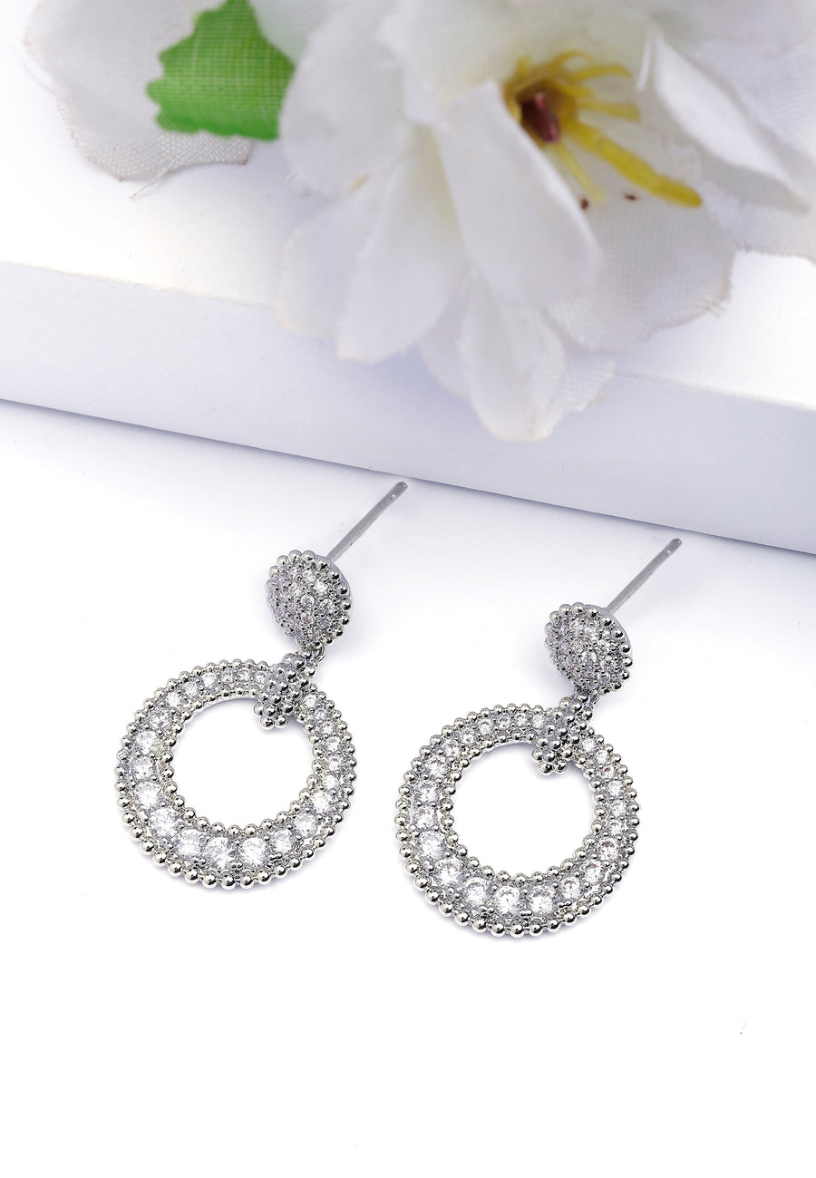 Pendientes colgantes circulares de color plateado
