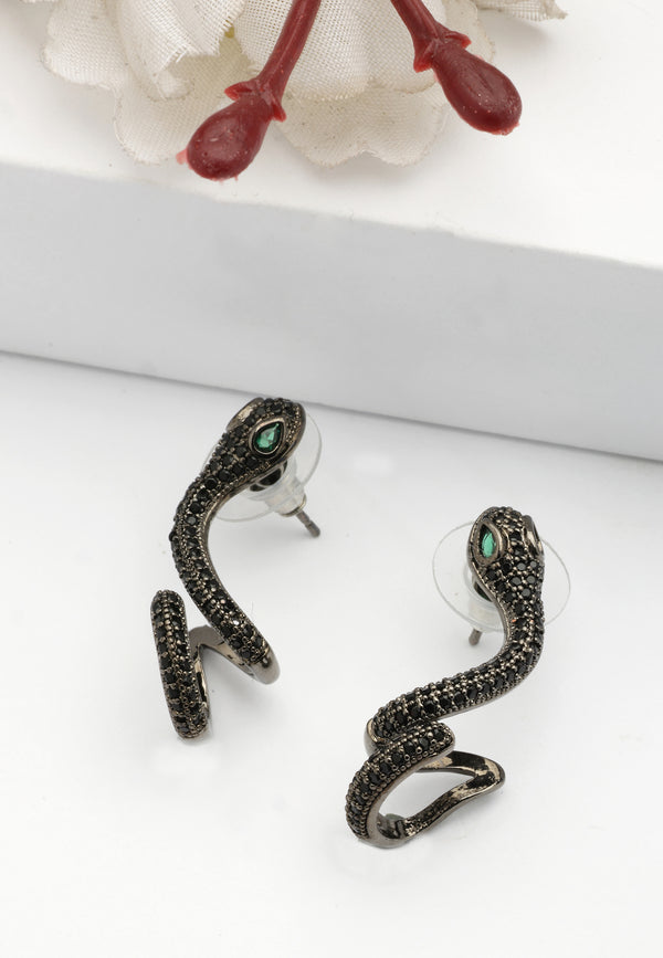 Serpent's charming Earrings