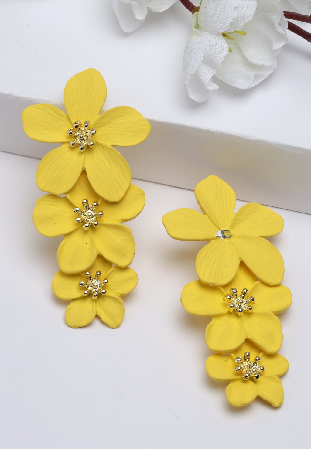 Pendientes colgantes florales