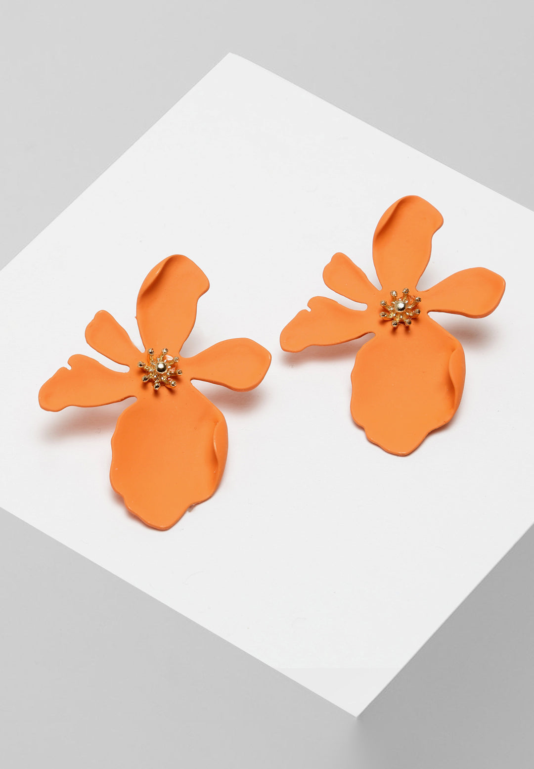 Boucles d'oreilles clous florales